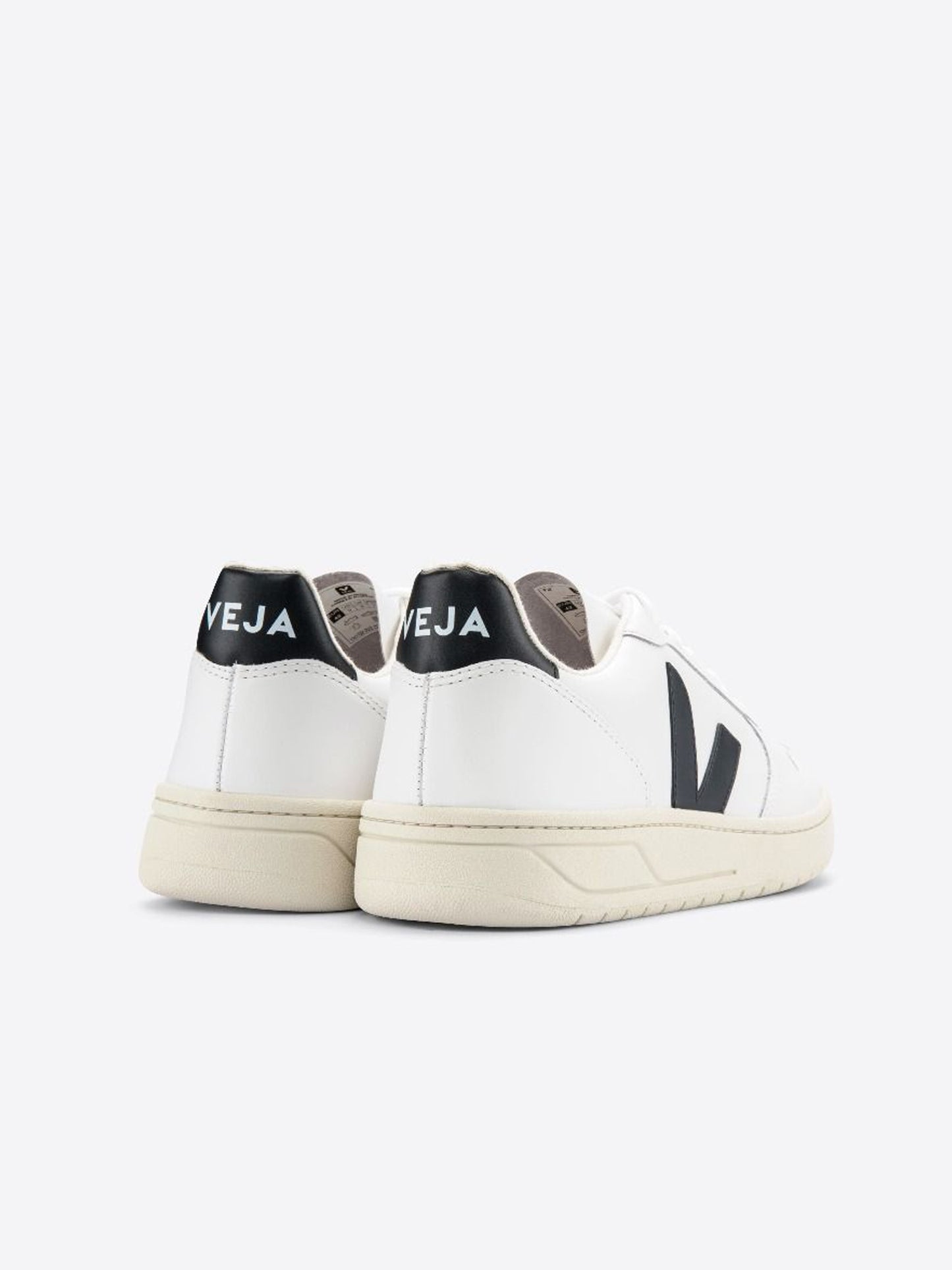 Veja Unisex Schuhe - V-10 Leder (weiß)
