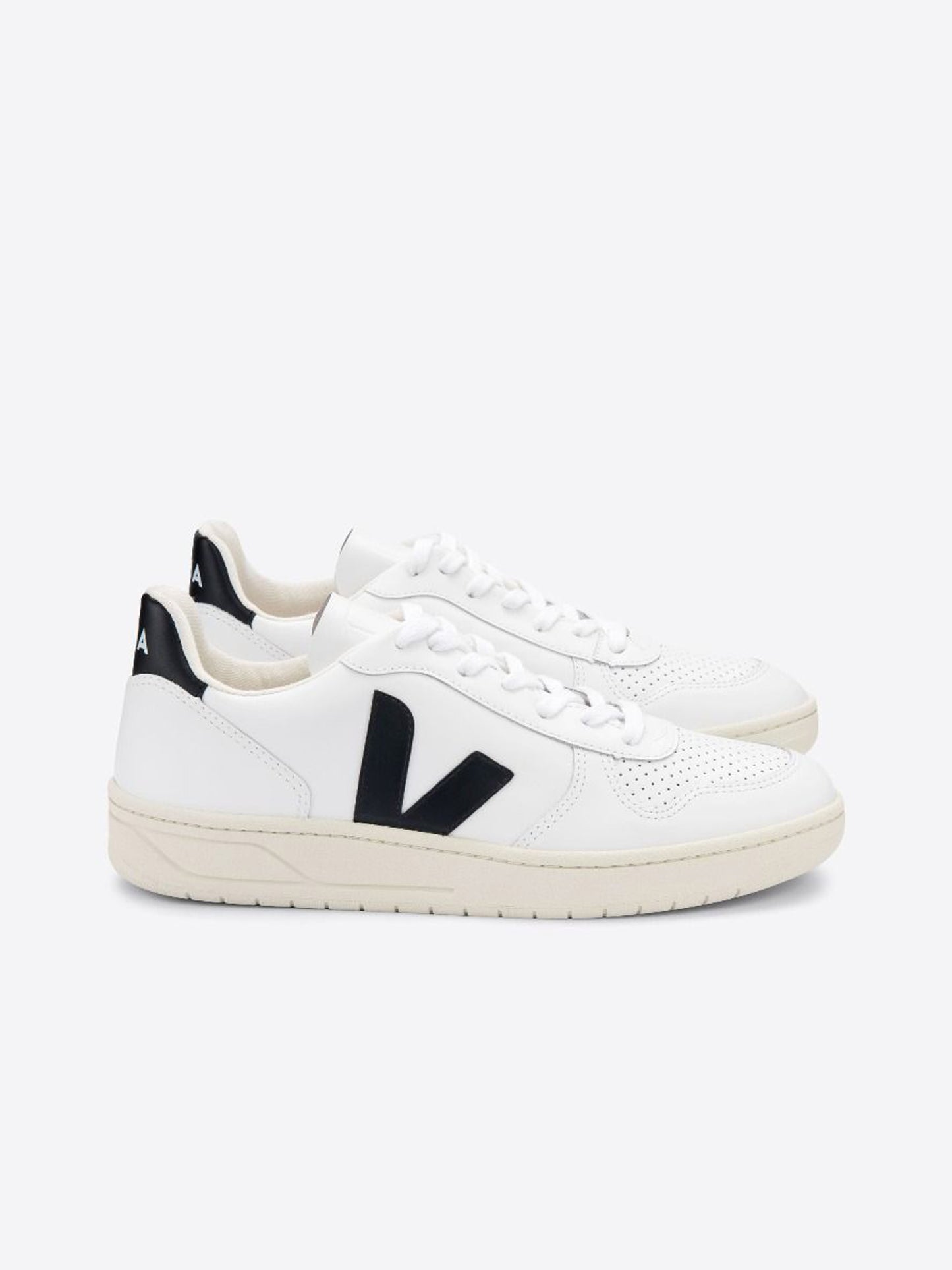 Veja Unisex Schuhe - V-10 Leder (weiß)