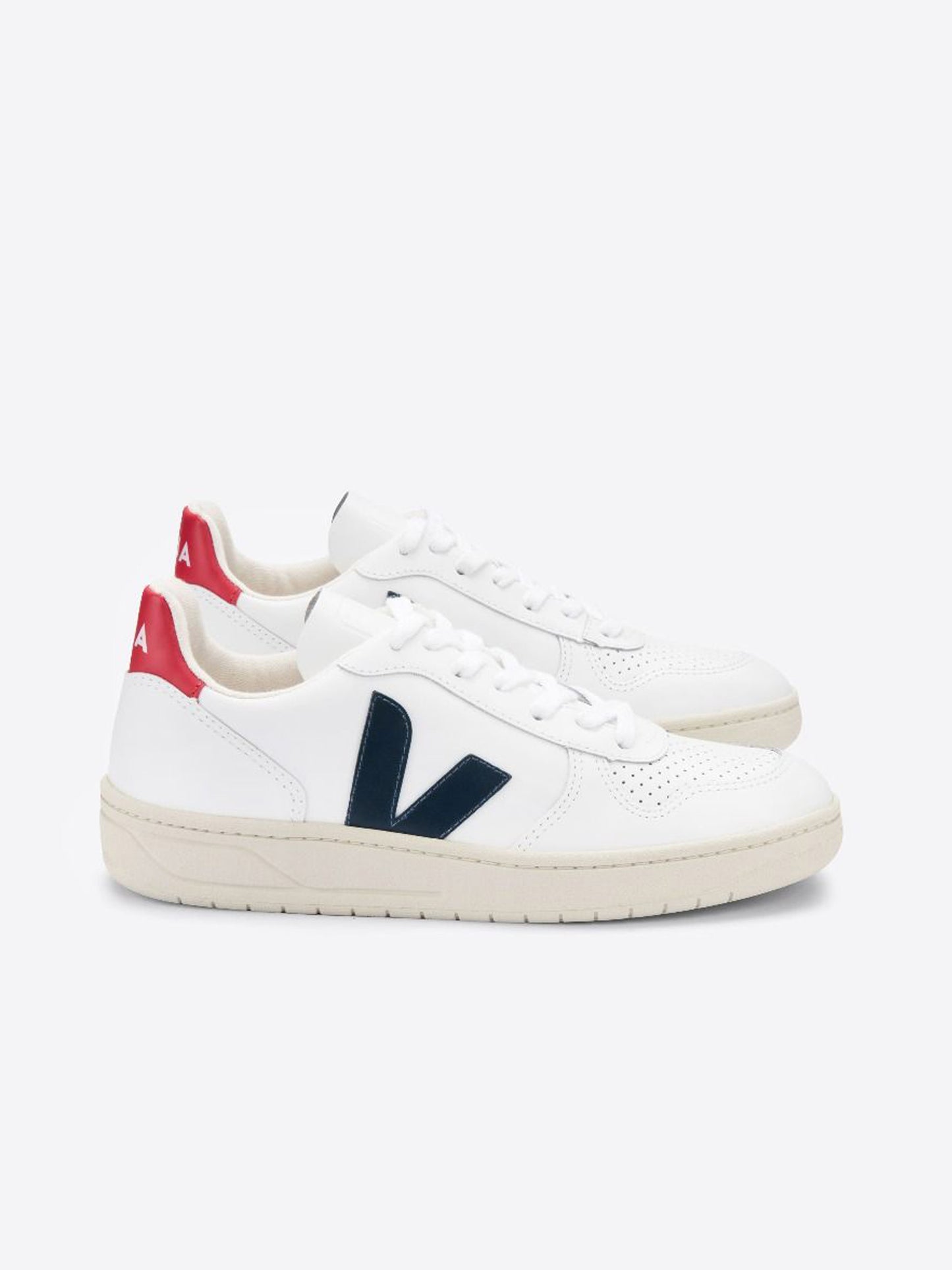 Veja Unisex Shoes - V-10 Leather Nautico Pekin (white)
