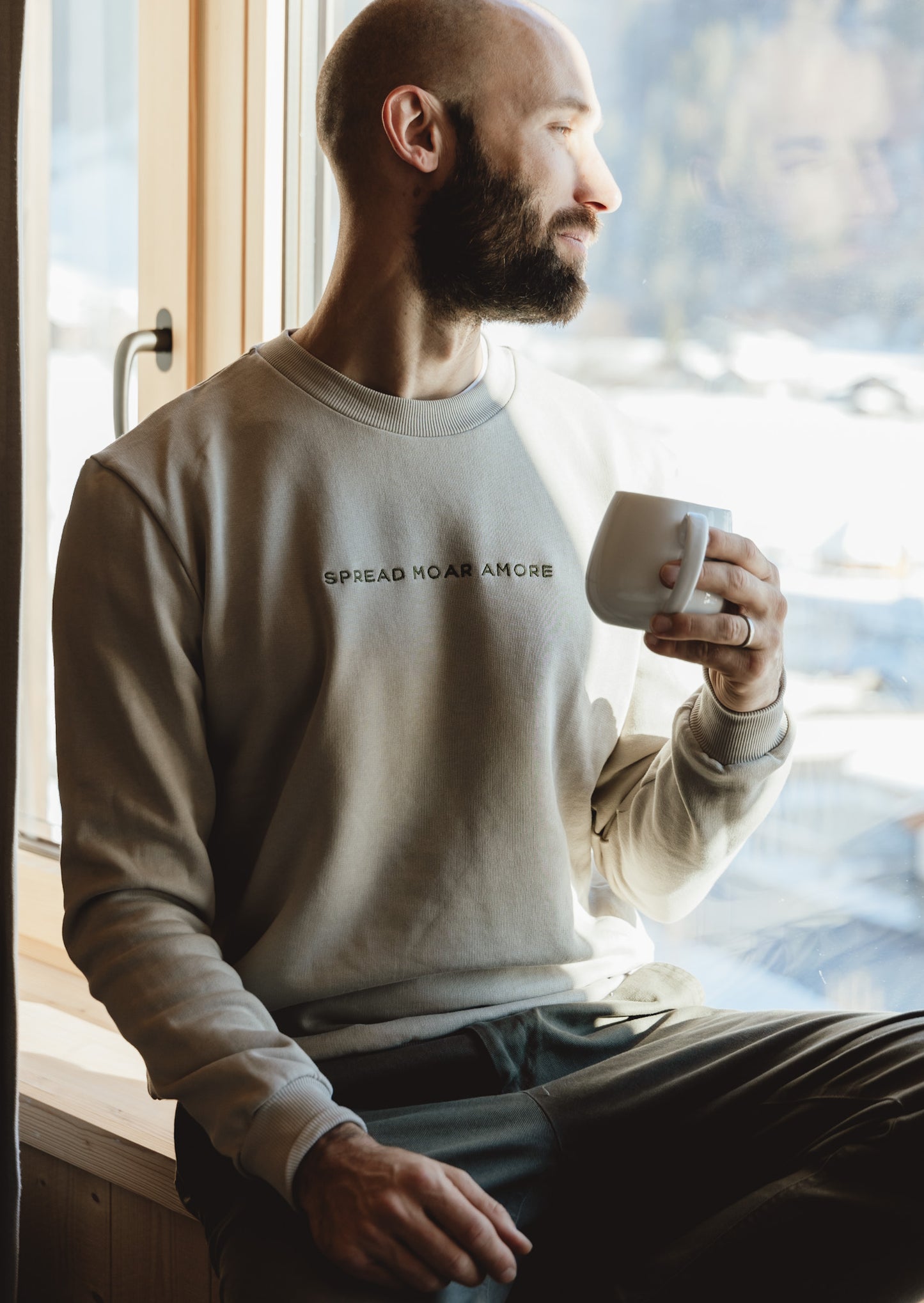 MEN SWEATER "SPREAD MOAR AMORE"