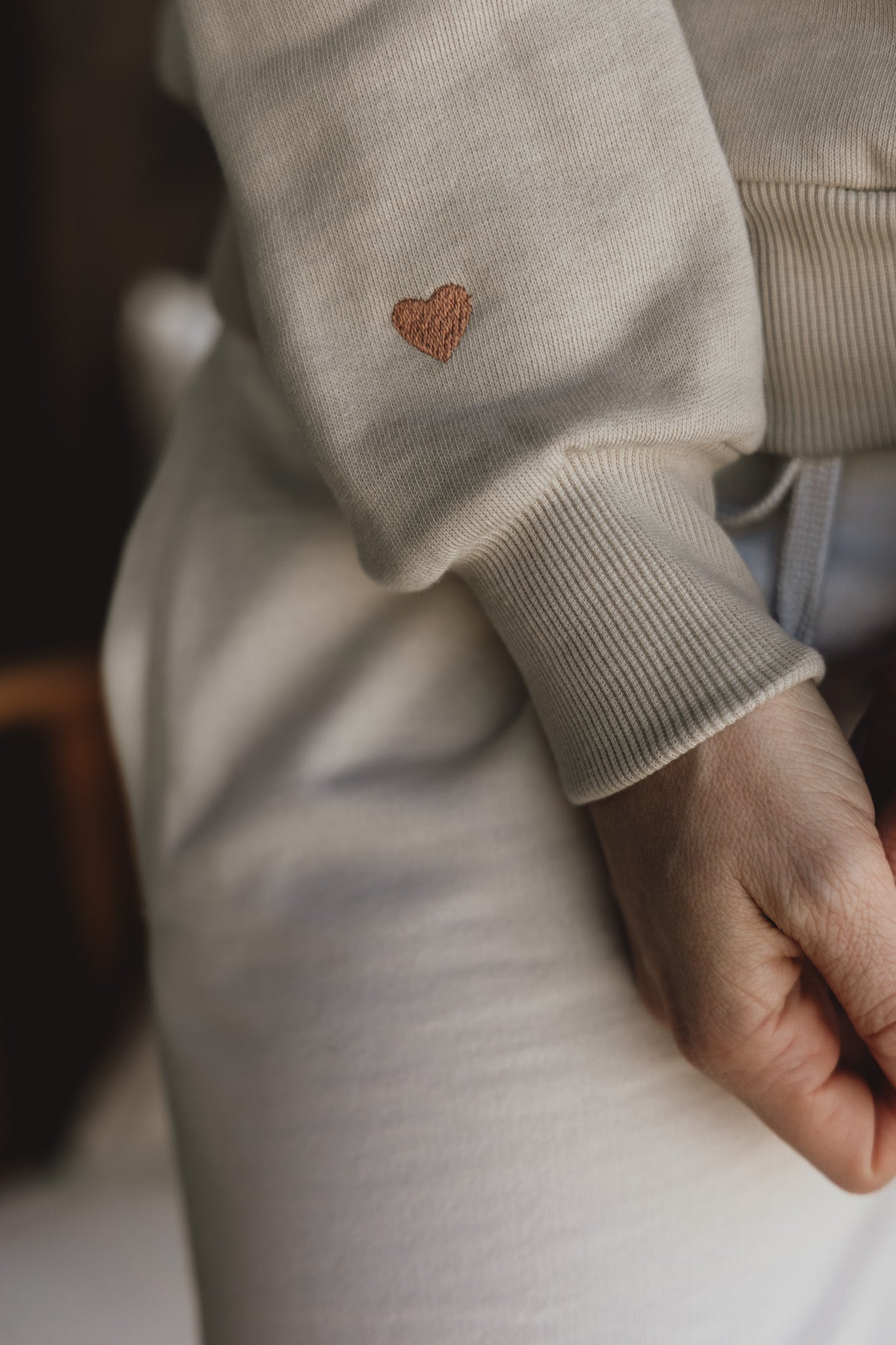 WOMEN SWEATER "SPREAD MOAR AMORE"