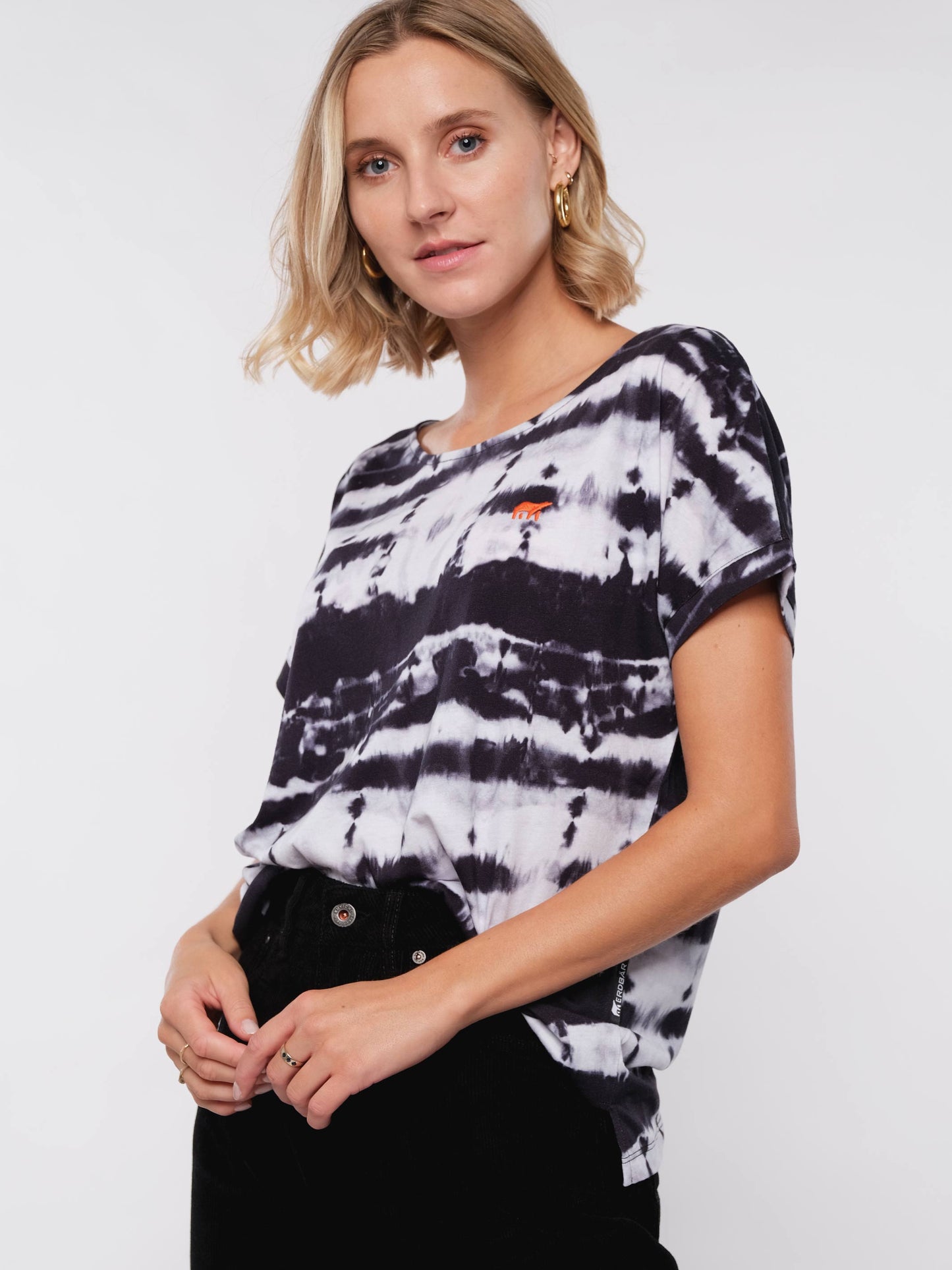 Damen T-Shirt LOGOBÄR (batik)