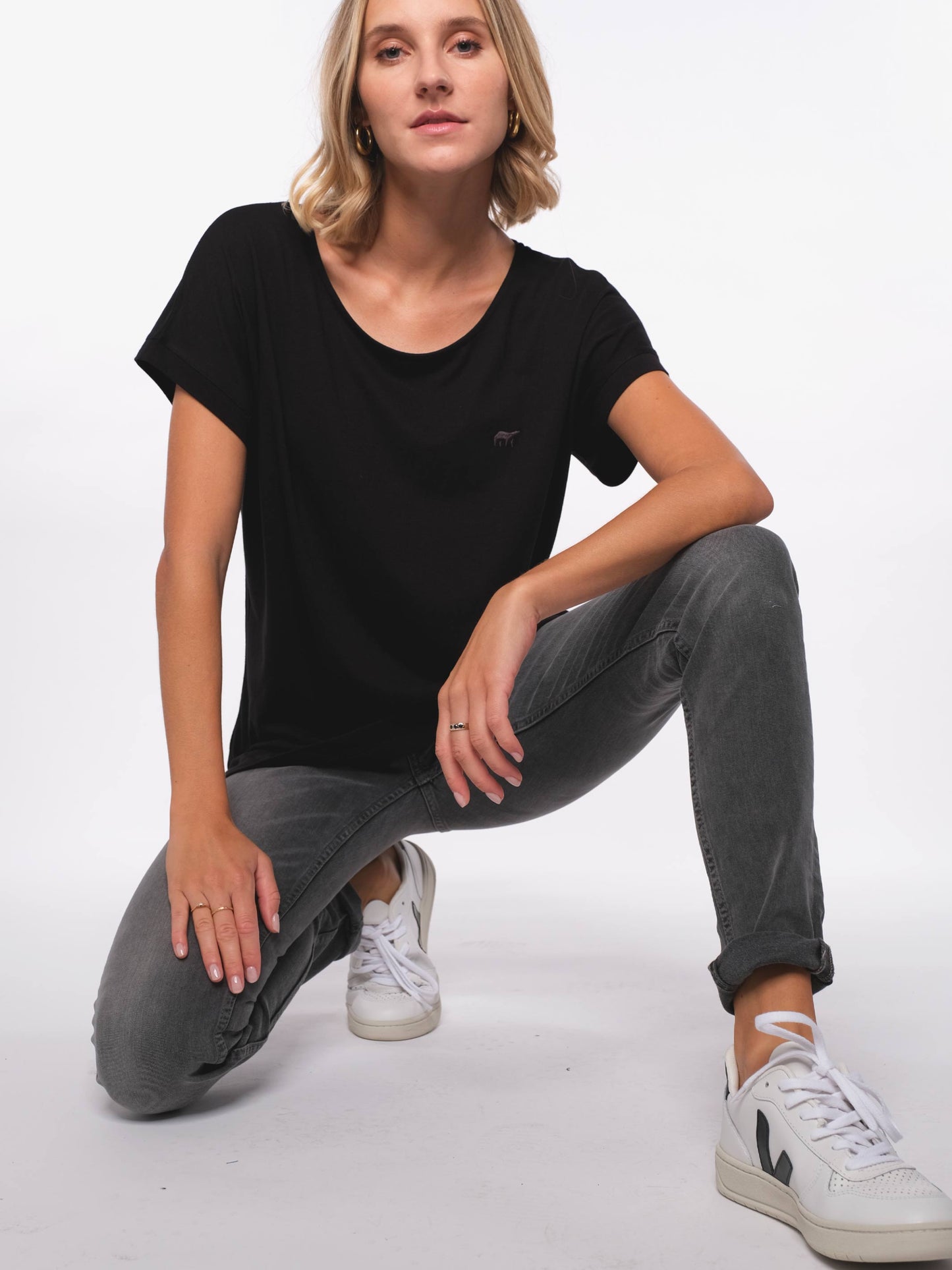 Damen T-Shirt LOGOBÄR (schwarz)