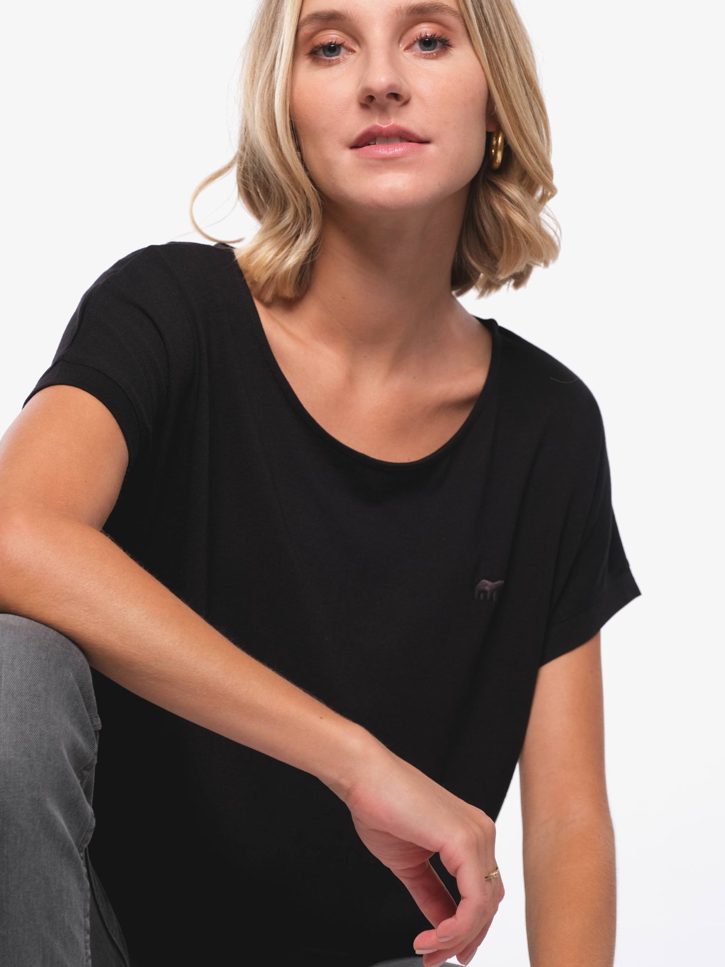 Damen T-Shirt LOGOBÄR (schwarz)
