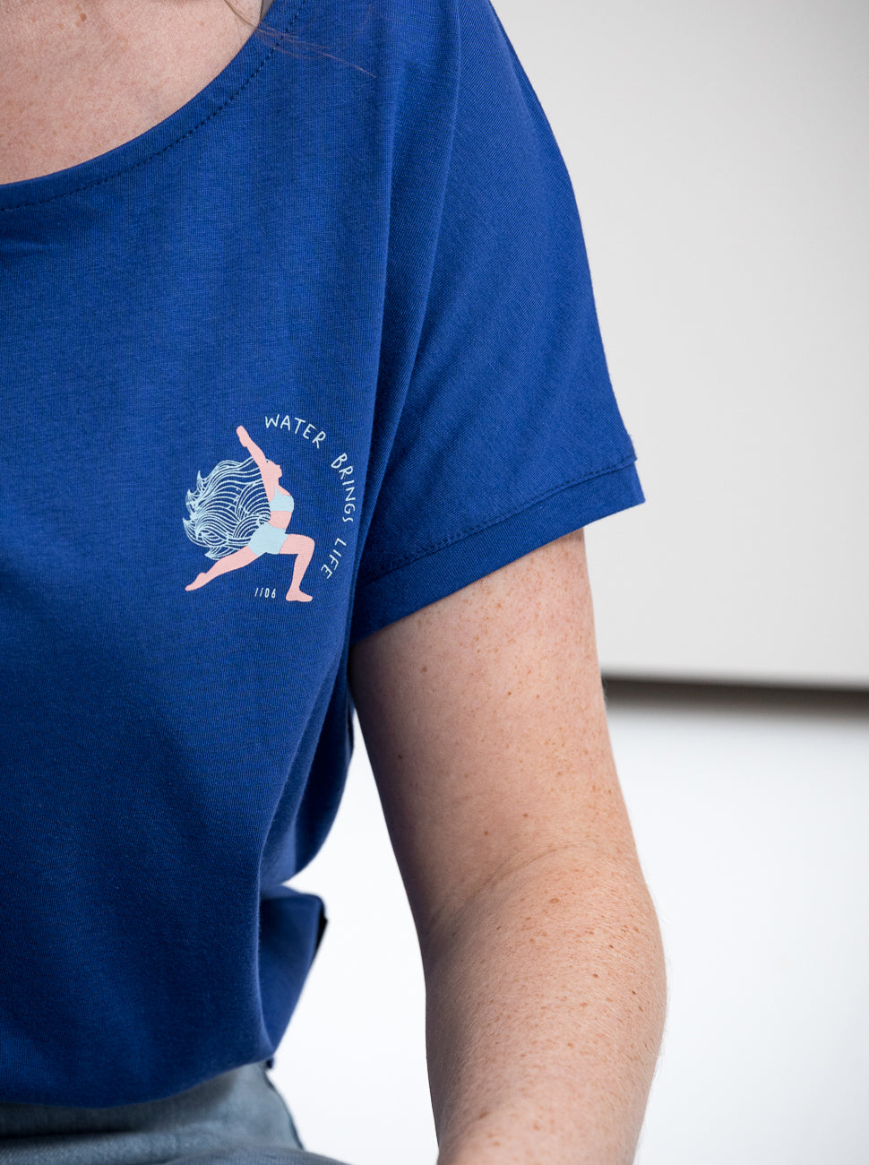 Damen T-Shirt WASSER BRINGT LEBEN (blau)