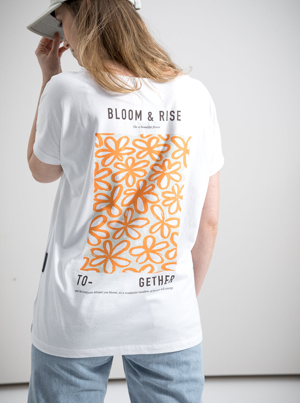 Damen T-Shirt BLUMEN (weiß)