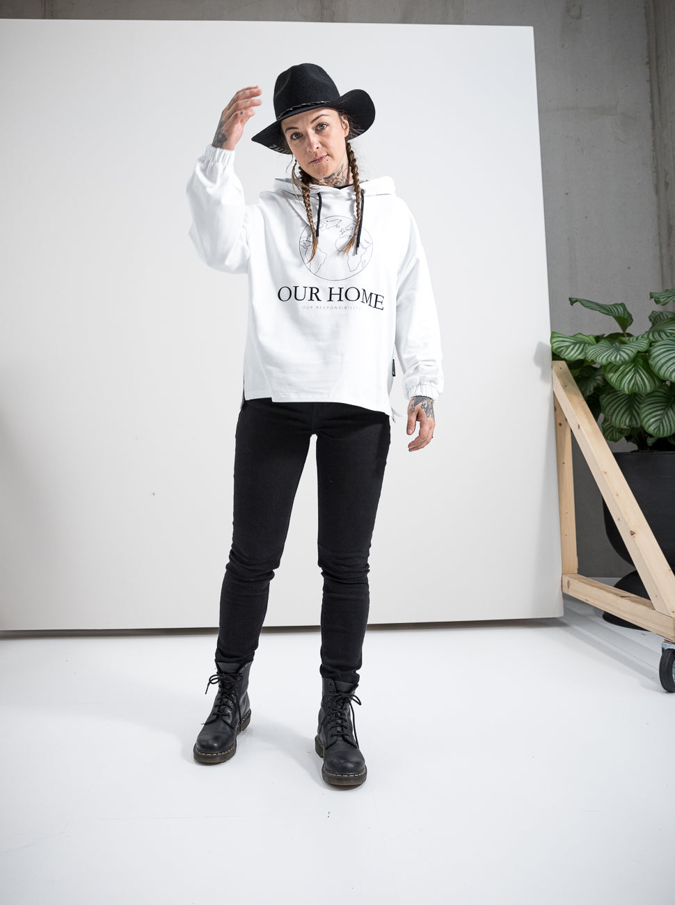 Damen Hoodie UNSER ZUHAUSE (weiß)