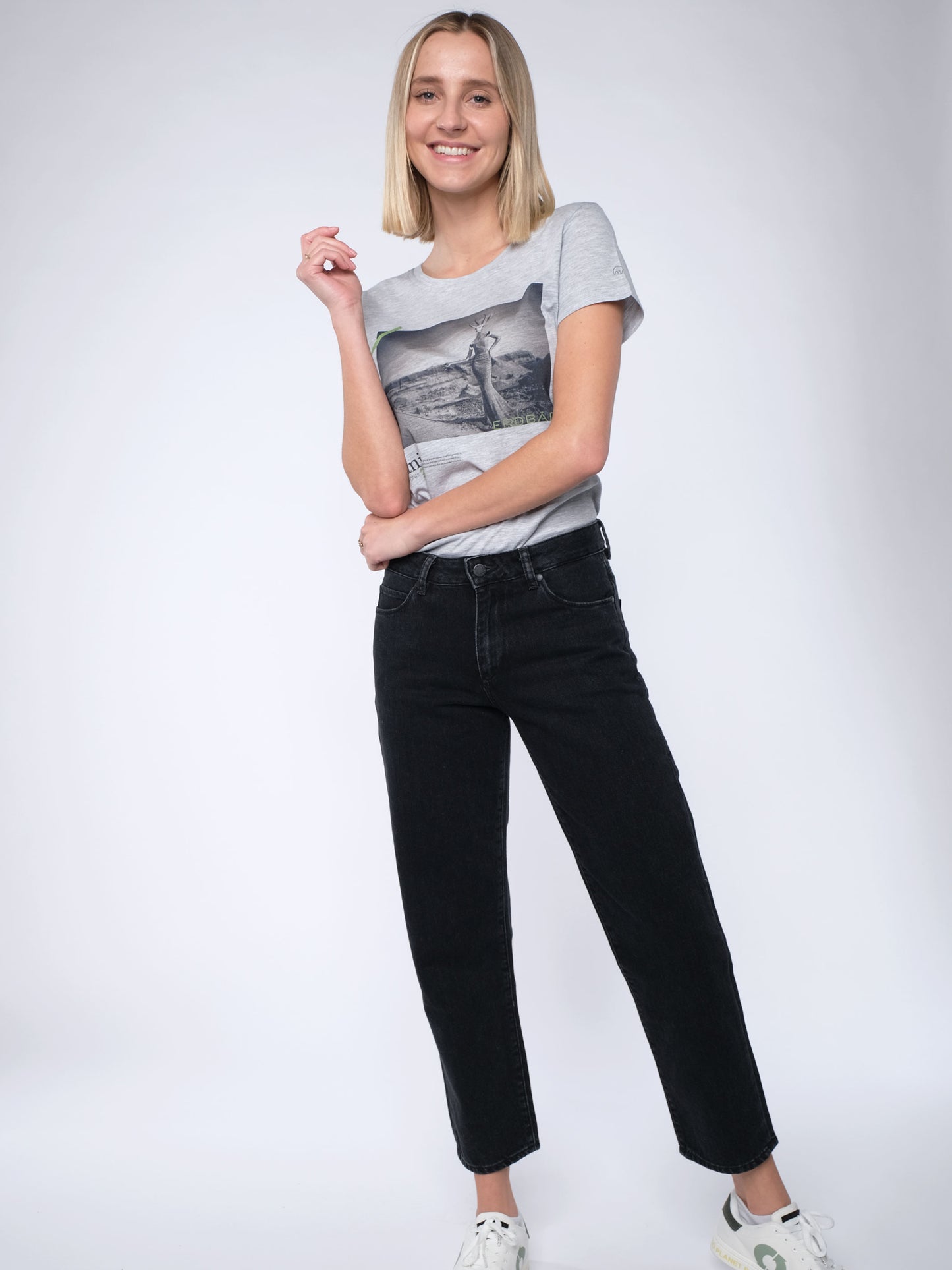 Damen slim-fit T-Shirt 05 MIT DIESEM STYLE UNTERSTÜTZT DU! (grau)