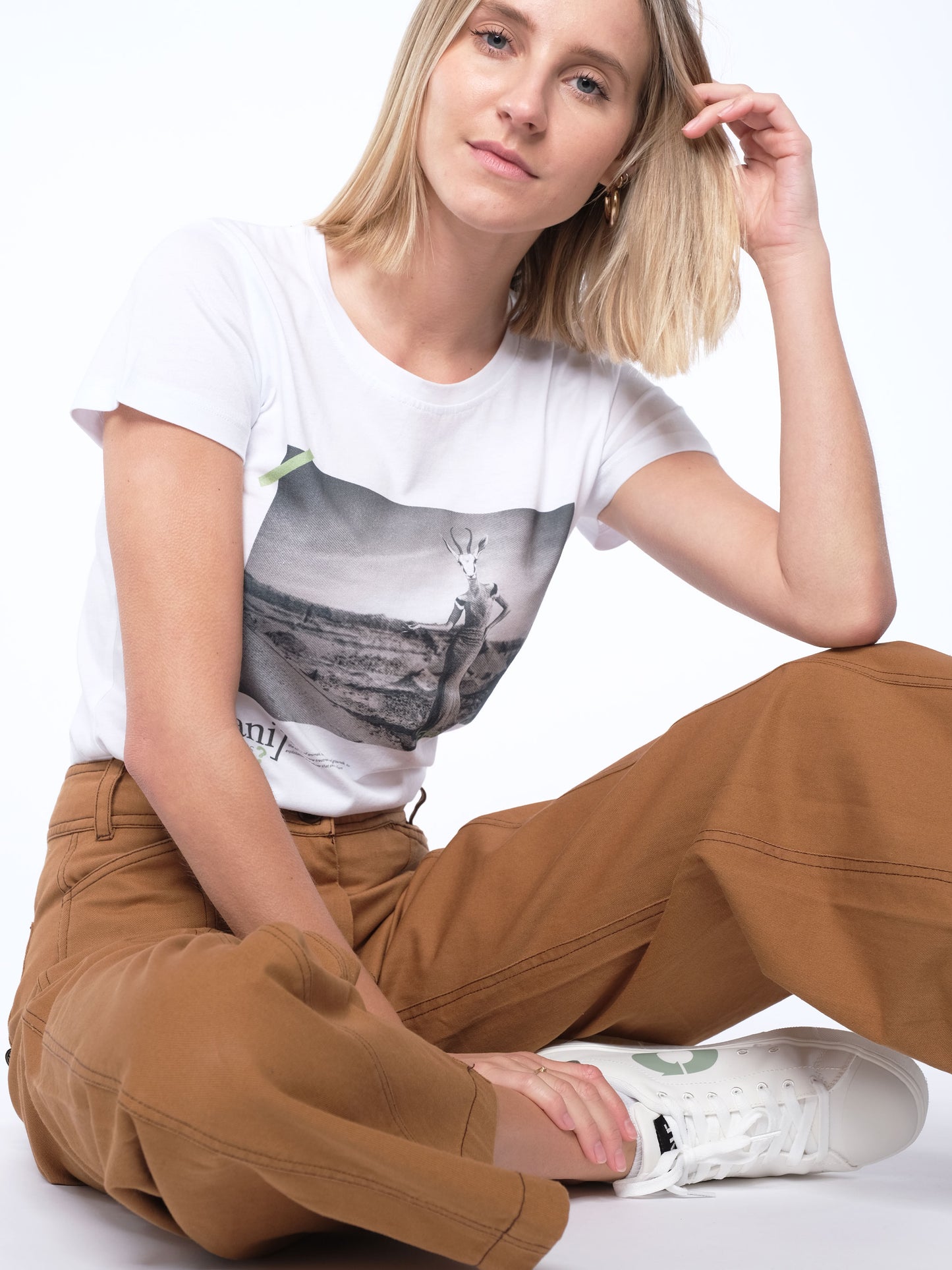 Damen slim-fit T-Shirt 05 MIT DIESEM STYLE UNTERSTÜTZT DU! (weiß)