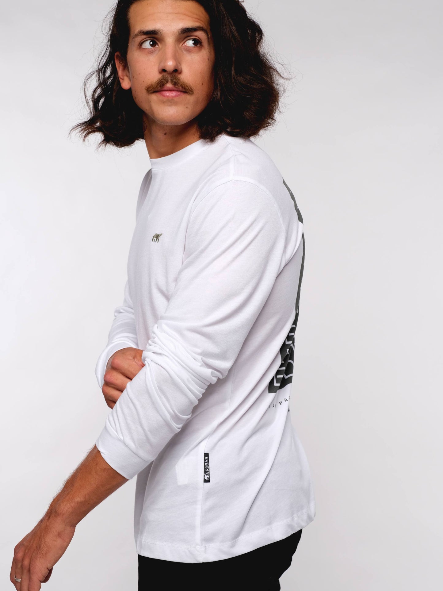 Herren Langarmshirt ERDBÄR (weiß)