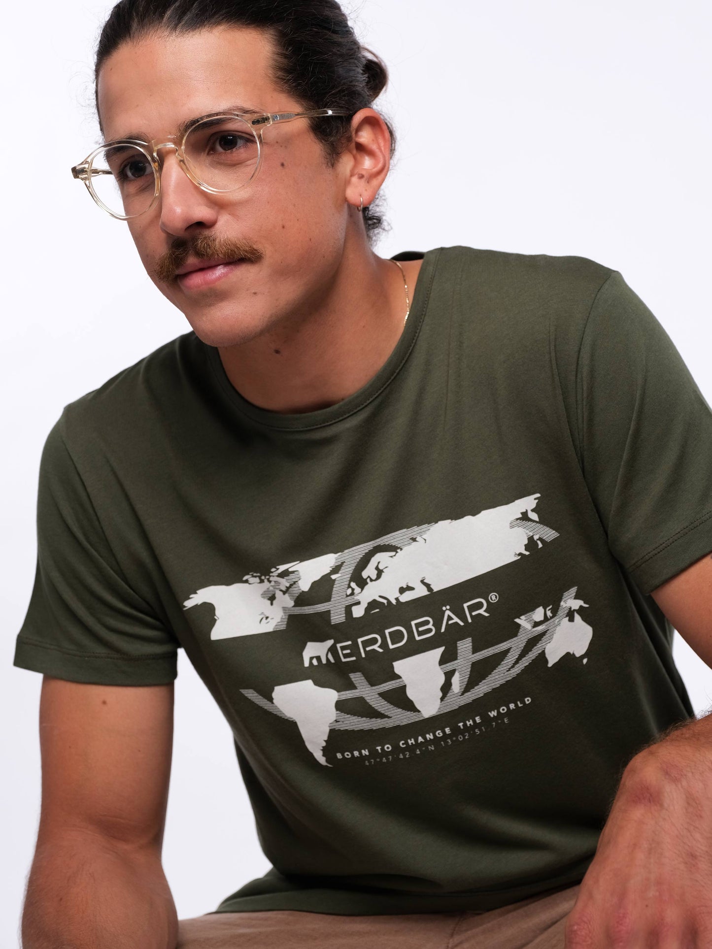 Herren T-Shirt ERDBÄR WELT (grün)