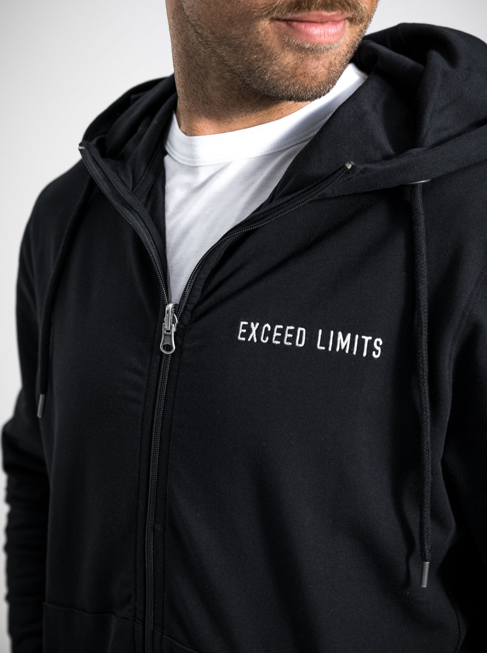 Herren Zip-Hoodie GRENZEN ÜBERSCHREITEN (schwarz)