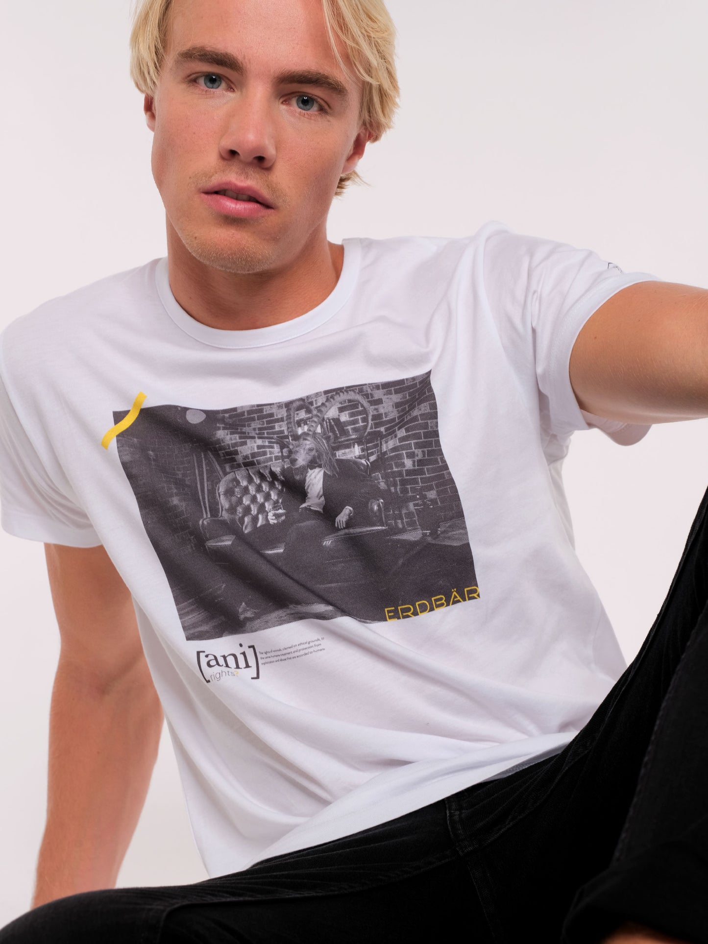 Herren T-Shirt 08 MIT DIESEM STYLE UNTERSTÜTZT DU! (weiß)