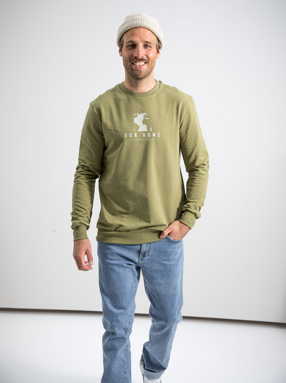 Herren Sweater UNSER ZUHAUSE (olivgrün)