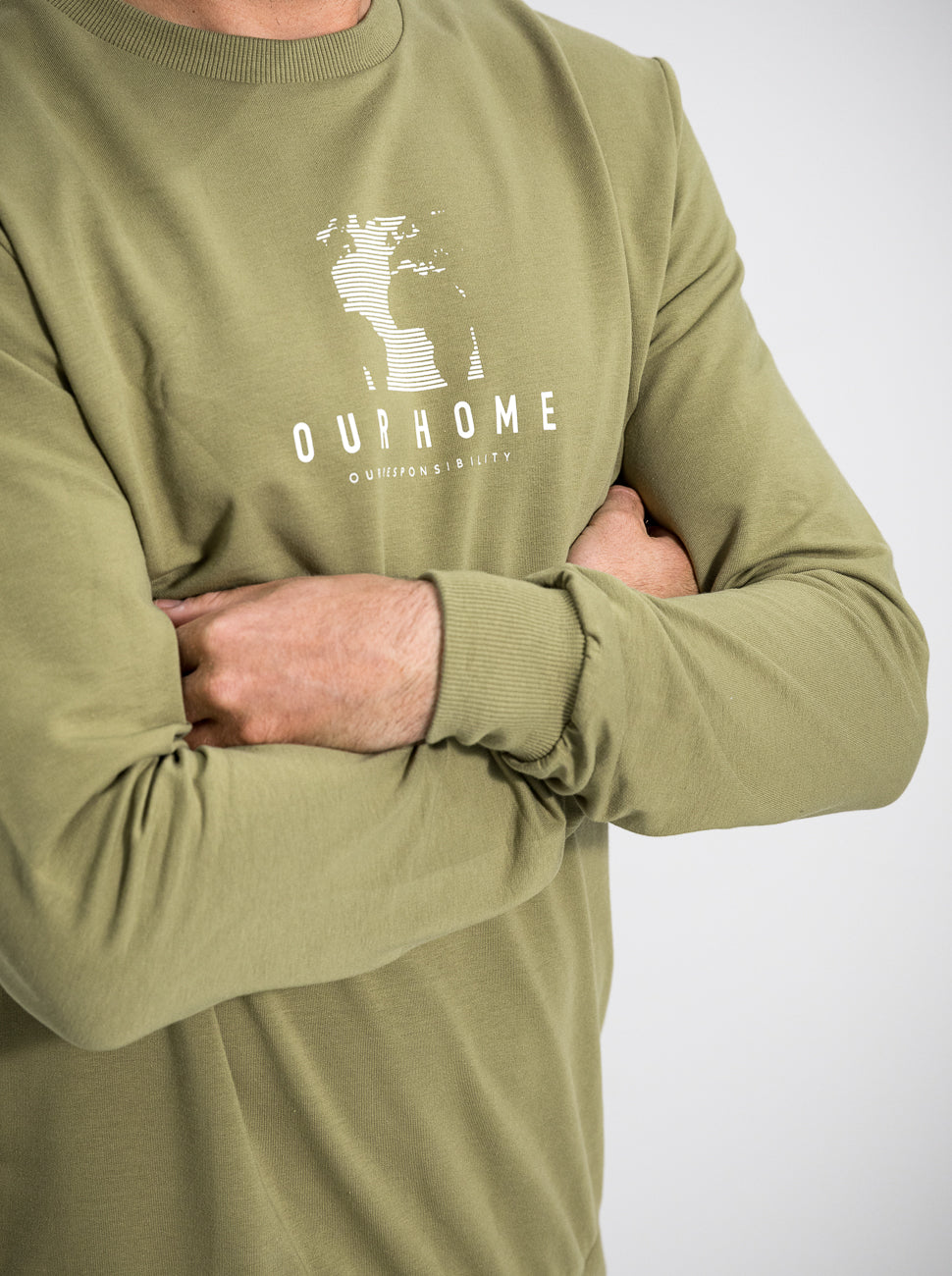 Herren Sweater UNSER ZUHAUSE (olivgrün)