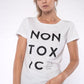 Damen T-Shirt KEIN GIFT (weiß)