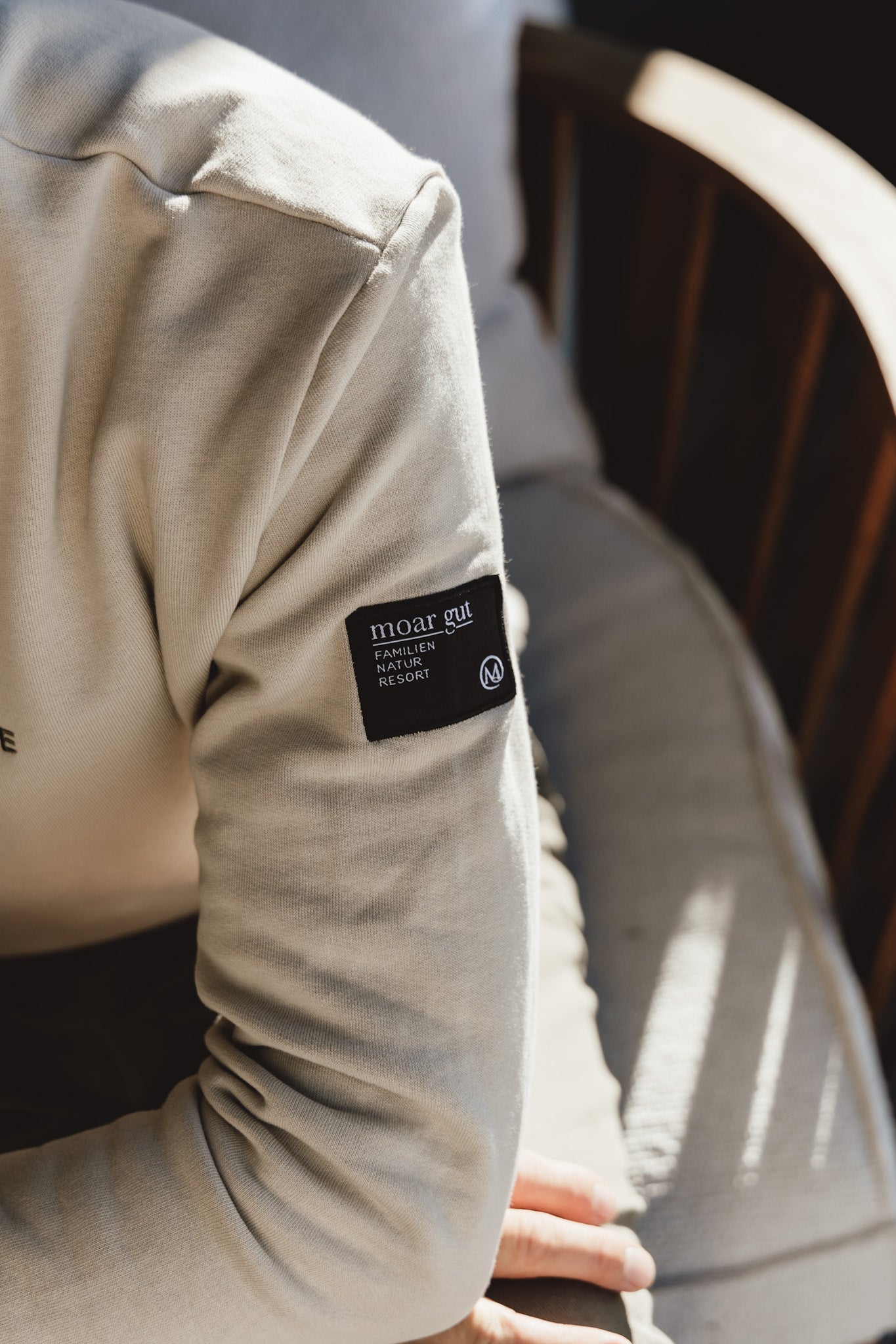 MEN SWEATER "SPREAD MOAR AMORE"
