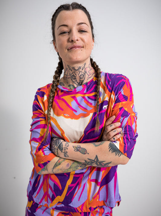 Damen T-Shirt LOGOBÄR (blumenprint)