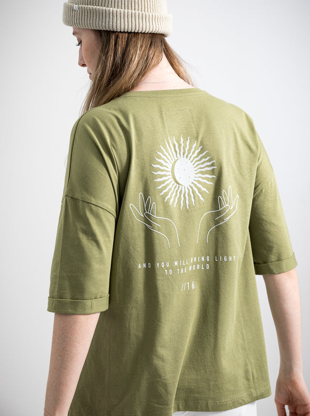 Damen T-Shirt FRIEDEN IM HERZEN (olivgrün)