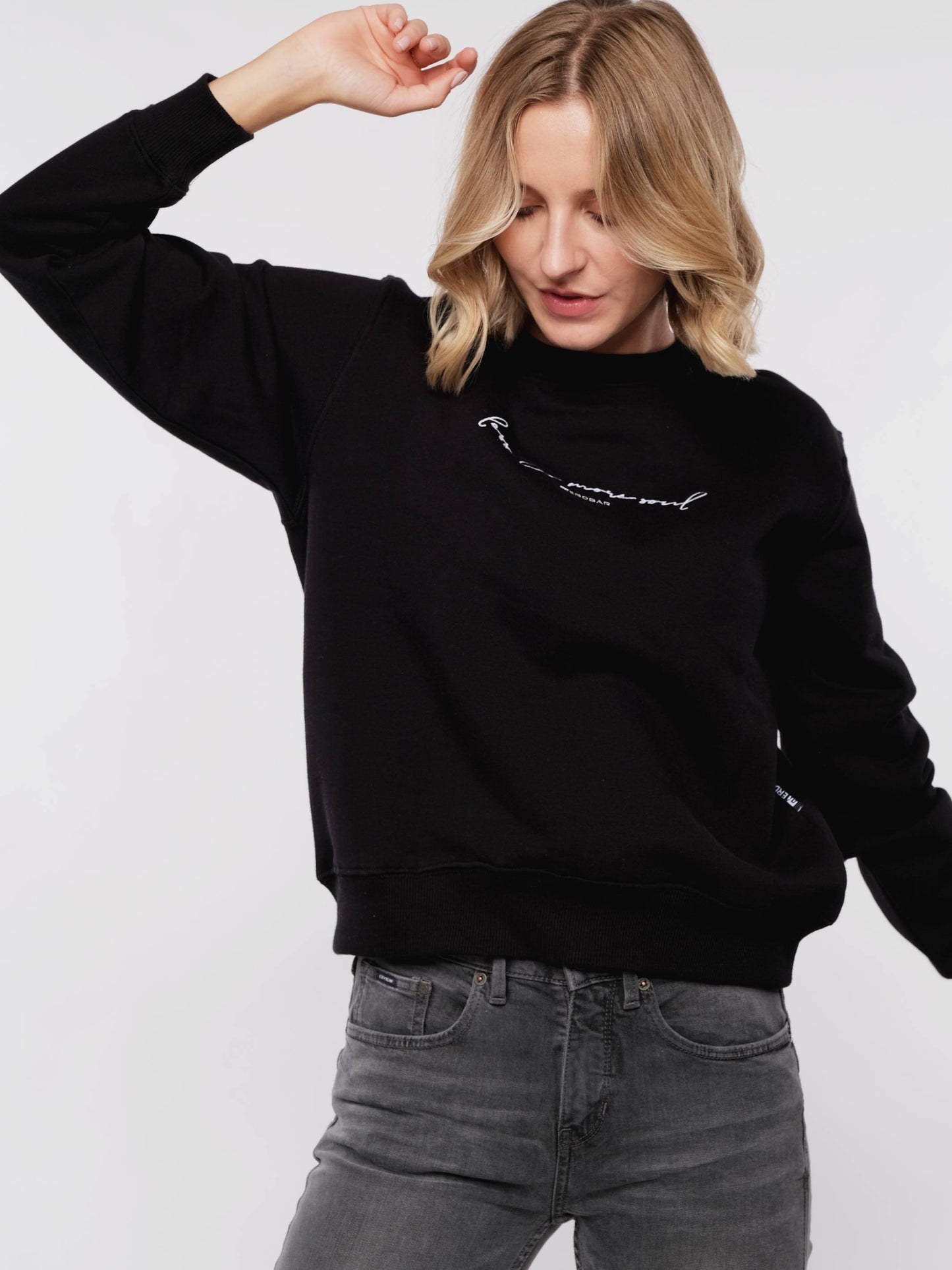 Damen Sweater WENIGER EGO MEHR SEELE (schwarz)