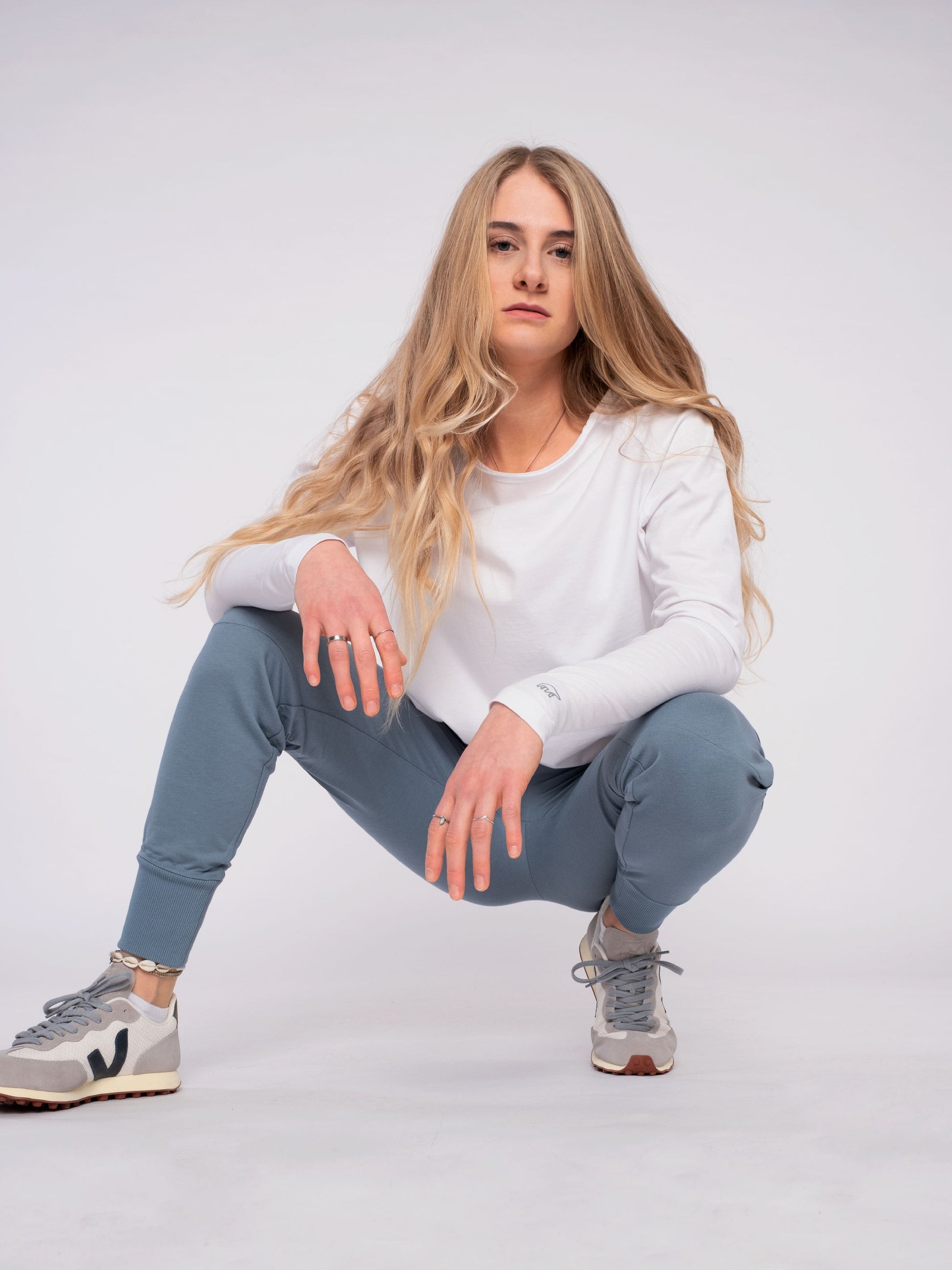 revolutionary Women Sweatpant blue - ERDBÄR #Worldchanger