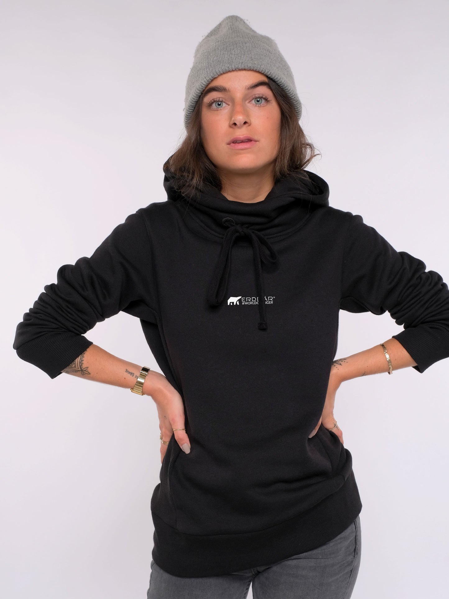 Damen Sweater (schwarz) - ERDBÄR Logo