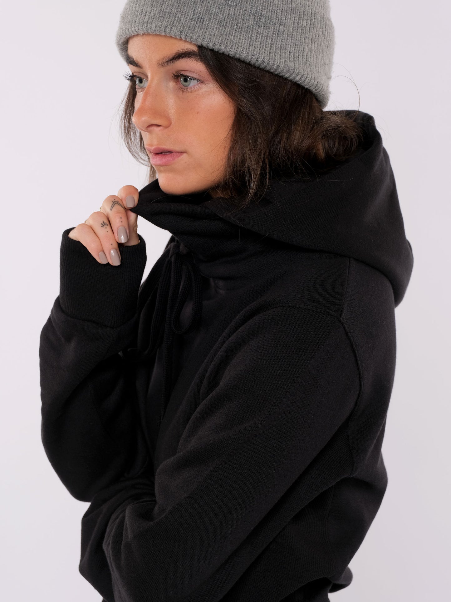Damen Sweater (schwarz) - ERDBÄR Logo