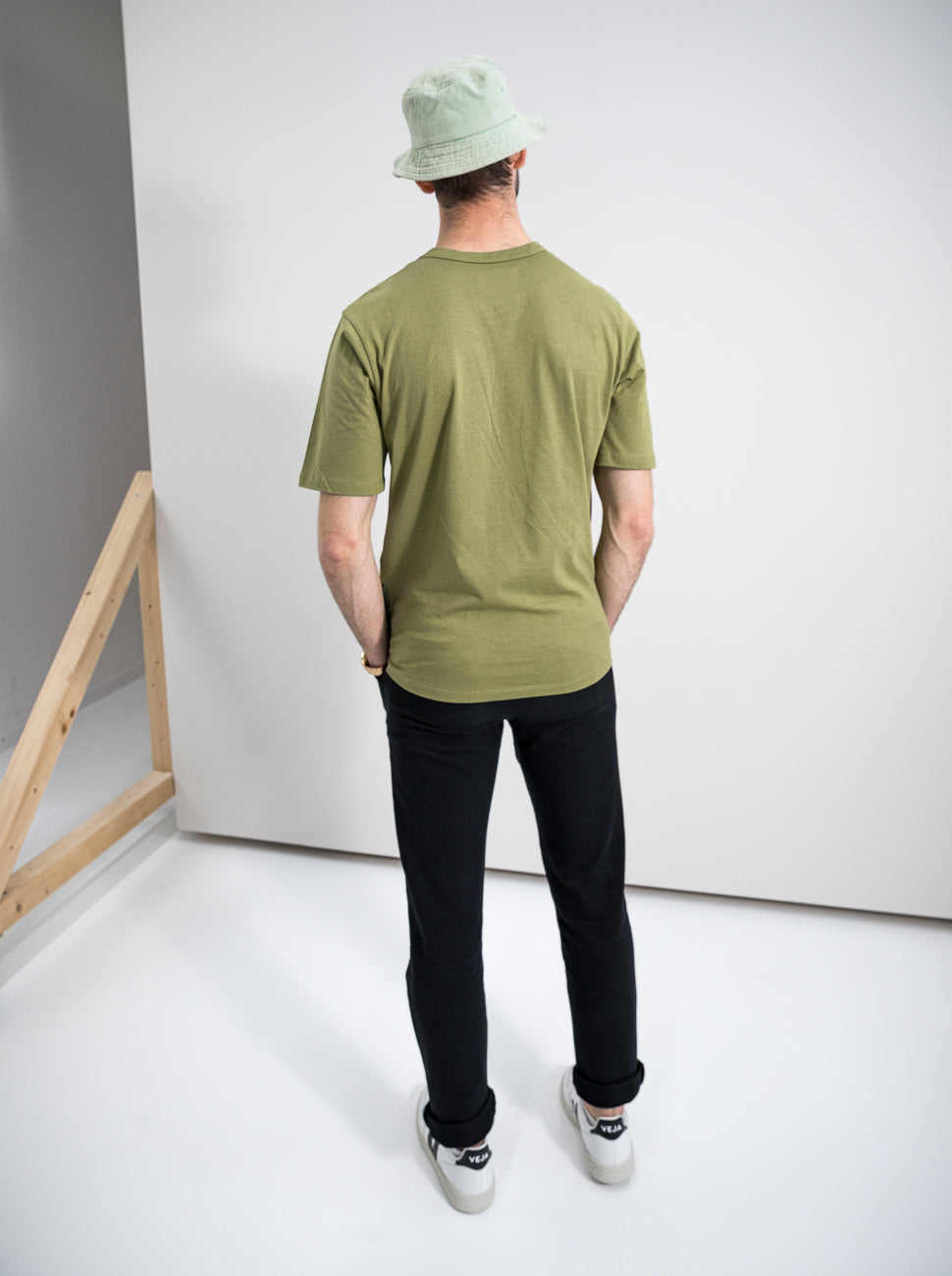 Herren T-Shirt LOGOBÄR (olivgrün)
